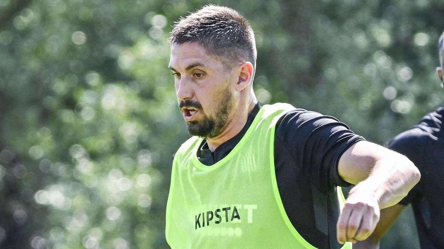 的轻微受伤 的轻微受伤