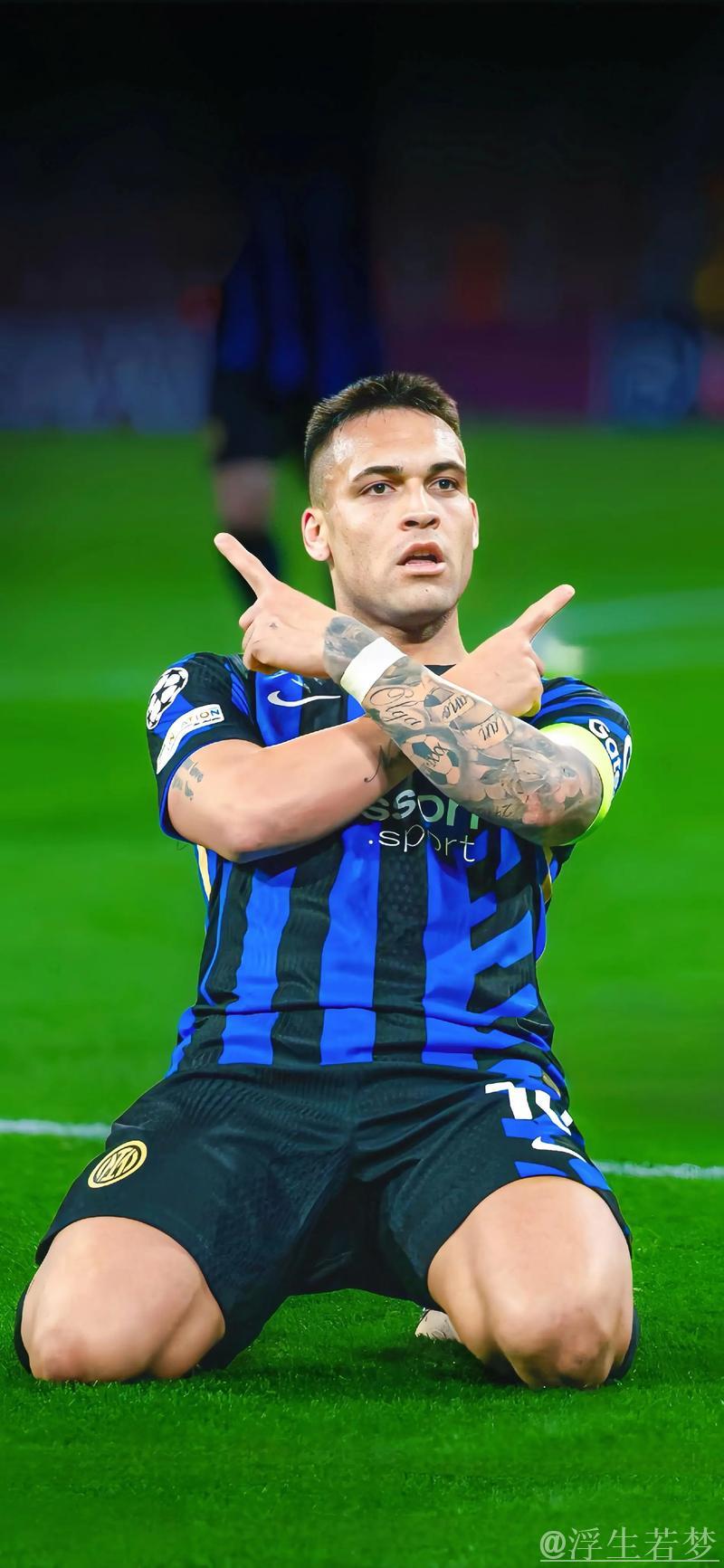 劳塔罗三球闪耀，国米3-0击败法甲劲旅，连续两场欧冠获胜晋级16强